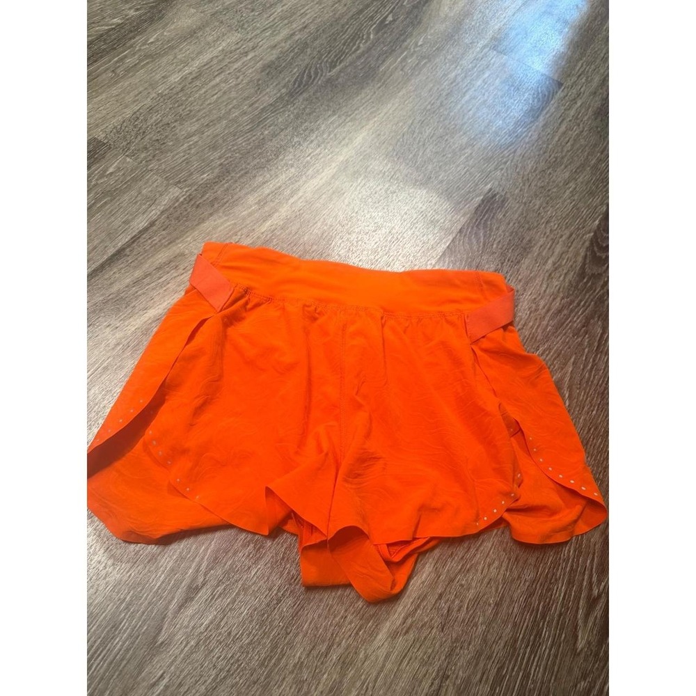 Lululemon Find Your Pace High Rise Running Shorts Orange Wave Size 6